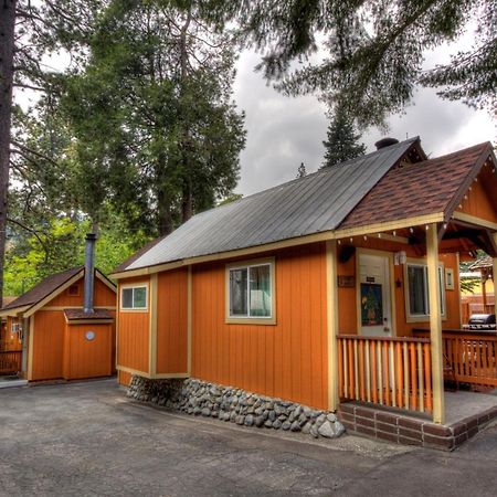 Sleepy Hollow Cabins And Hotel Crestline Eksteriør bilde