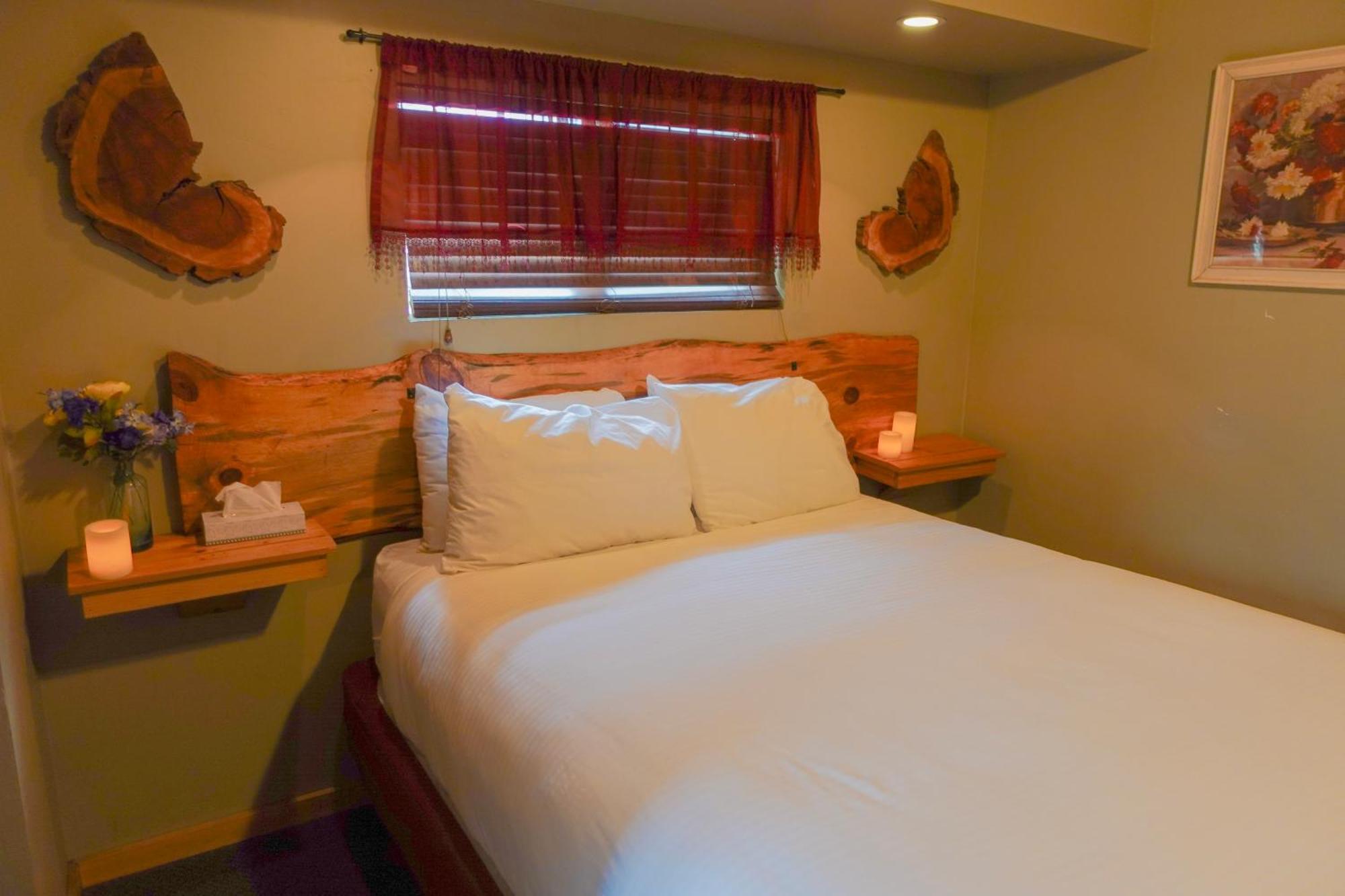 Sleepy Hollow Cabins And Hotel Crestline Eksteriør bilde